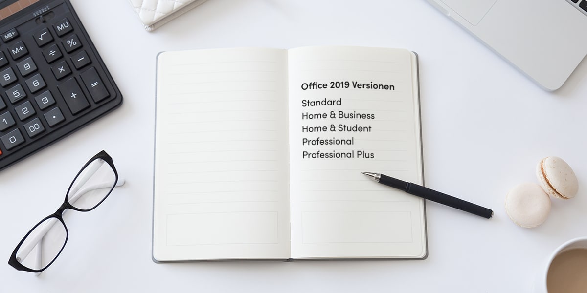 Office-2019-Versionen in Notizbuch geschrieben